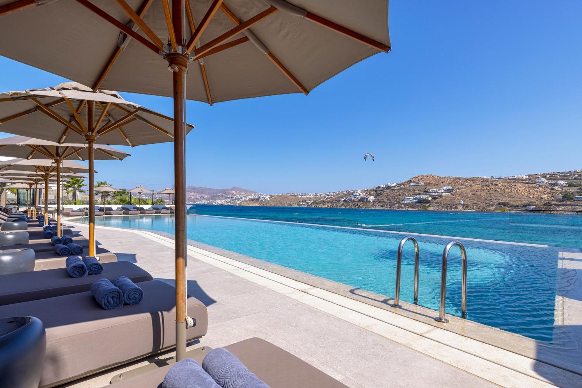Aeonic Suites And Spa Mykonos Town Zewnętrze zdjęcie