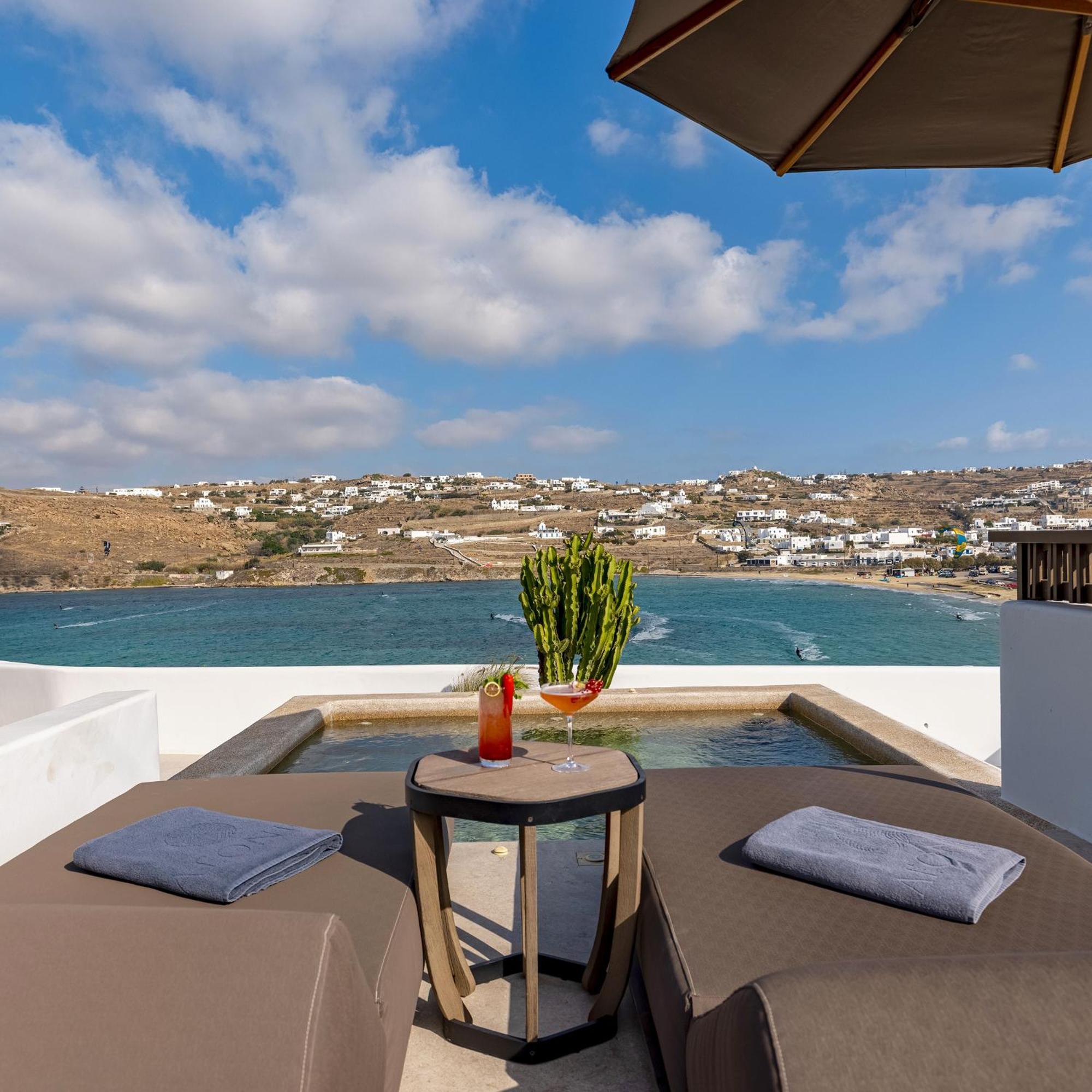 Aeonic Suites And Spa Mykonos Town Zewnętrze zdjęcie